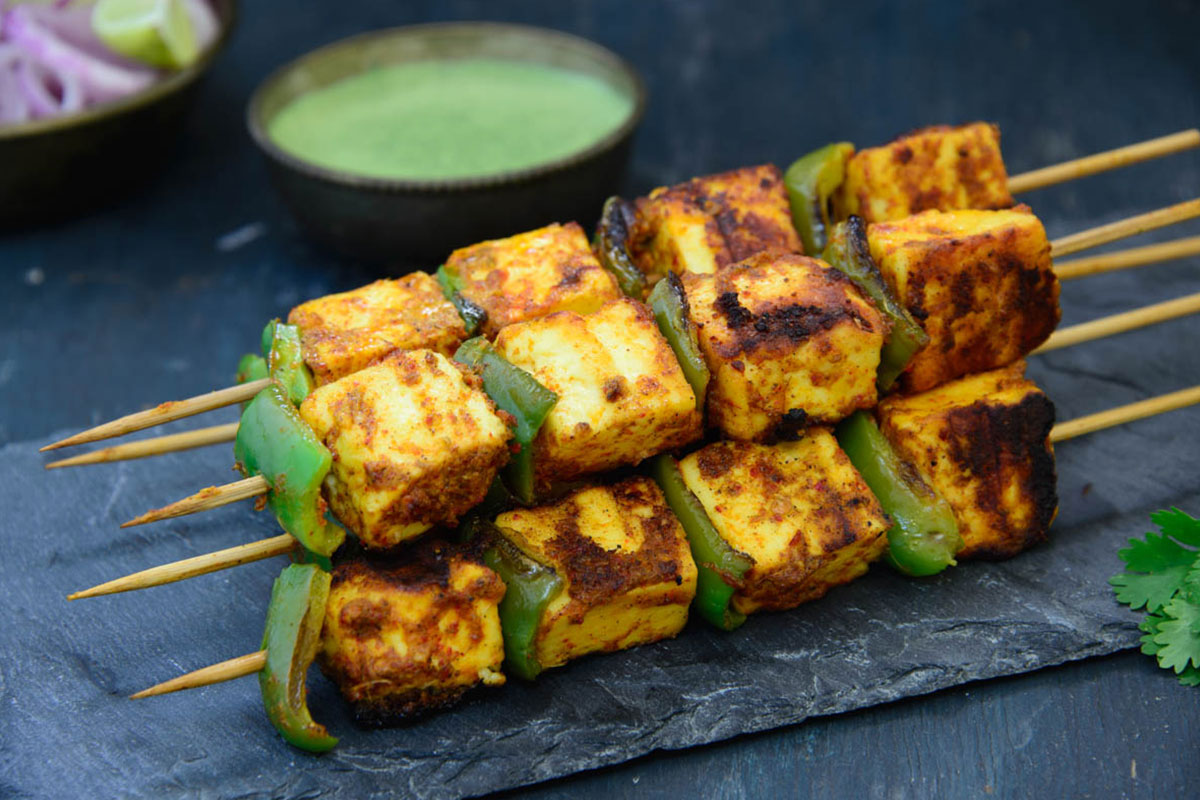 best paneer tikka dishes in aliganj lucknow